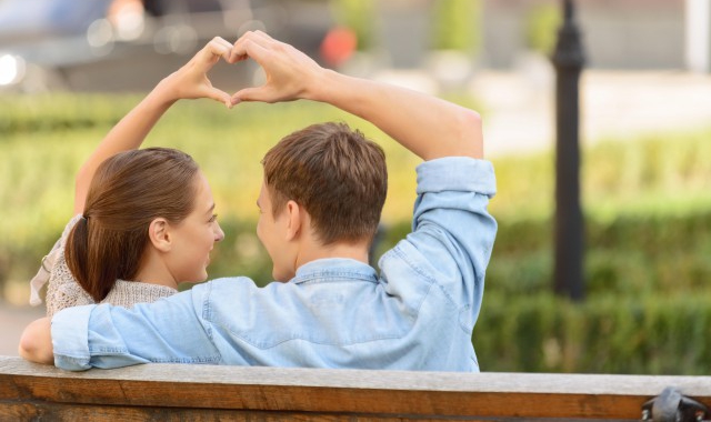 利嘉阁:香港7月工商铺买卖登记环比升7%至441宗 为近3个月高位及年内次多