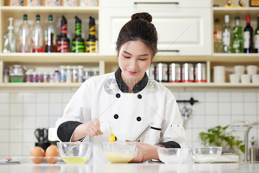 36面锦旗背后的仁心——记“广东好人”李真艮