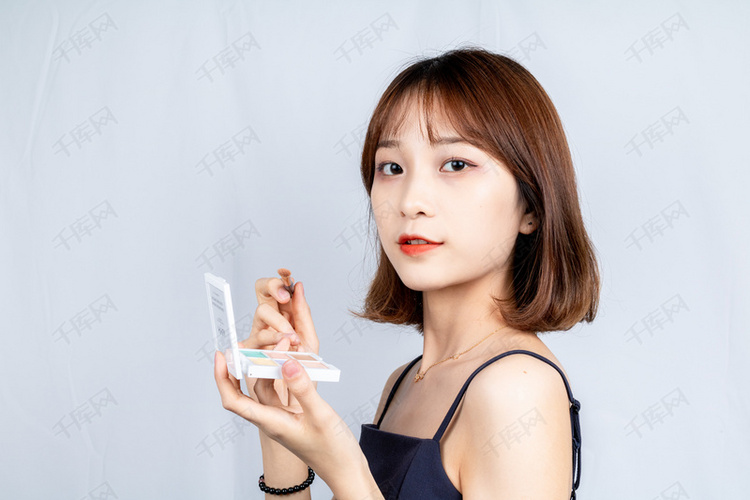 九连山下蜜桃甜!河源连平鹰嘴蜜桃年产值超21亿元