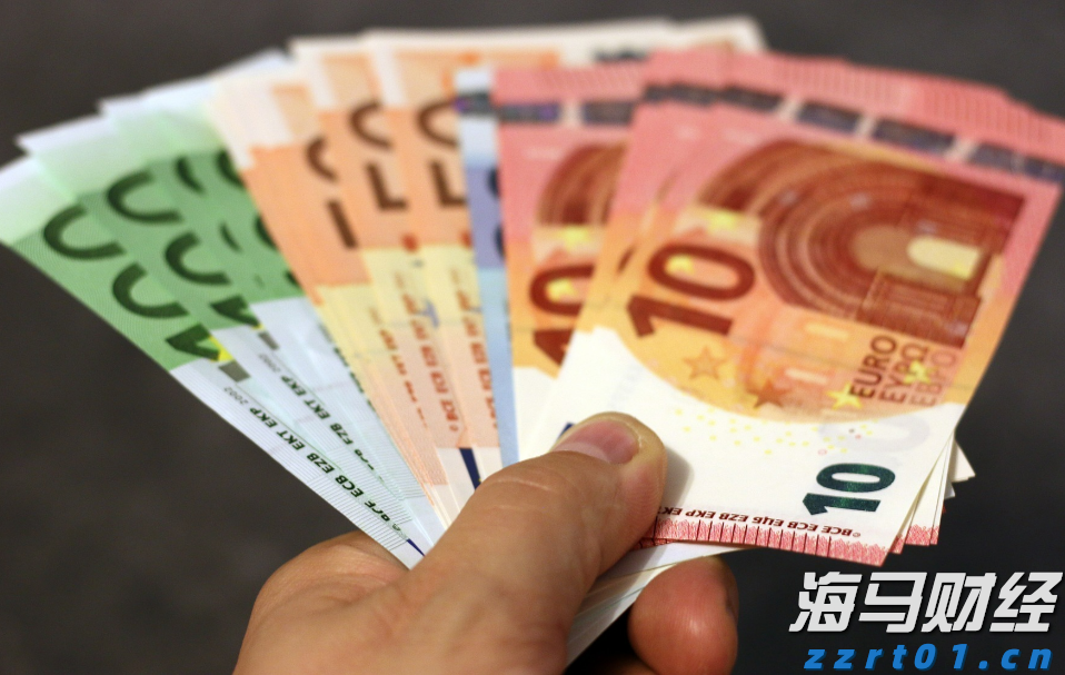 Strategy(MSTR.US)成功完成25.2亿美元的优先股IPO,额外购入2.1万枚比特币