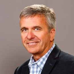 半导体关税即将实施?特朗普称税率或达到300%